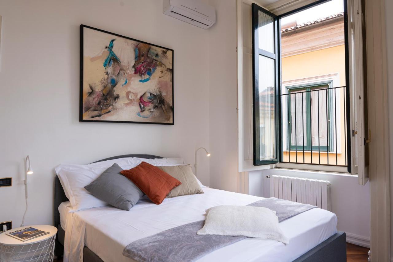 Bella Domus Suites 살레르노 외부 사진