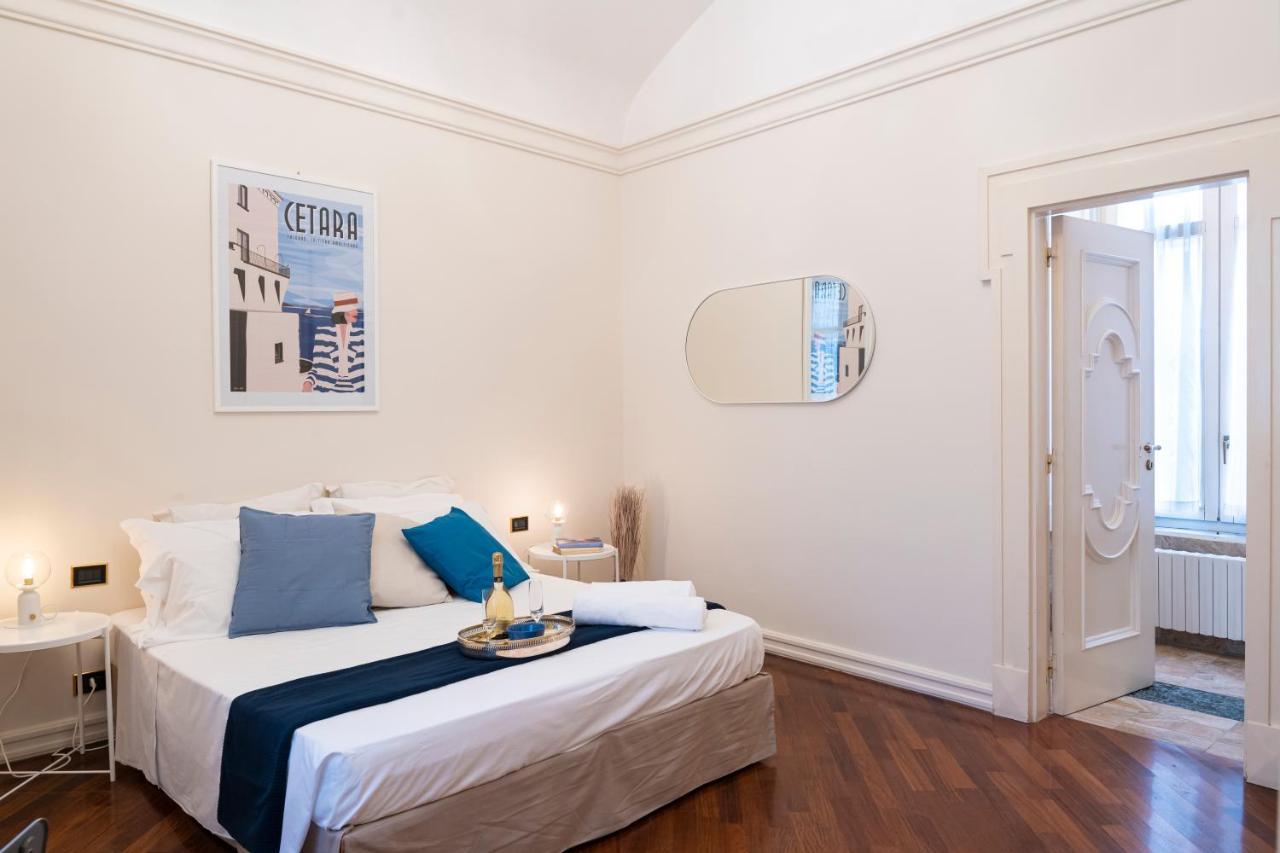 Bella Domus Suites 살레르노 외부 사진
