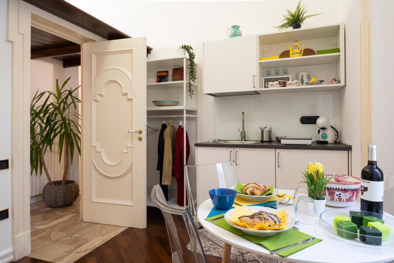 Bella Domus Suites 살레르노 외부 사진