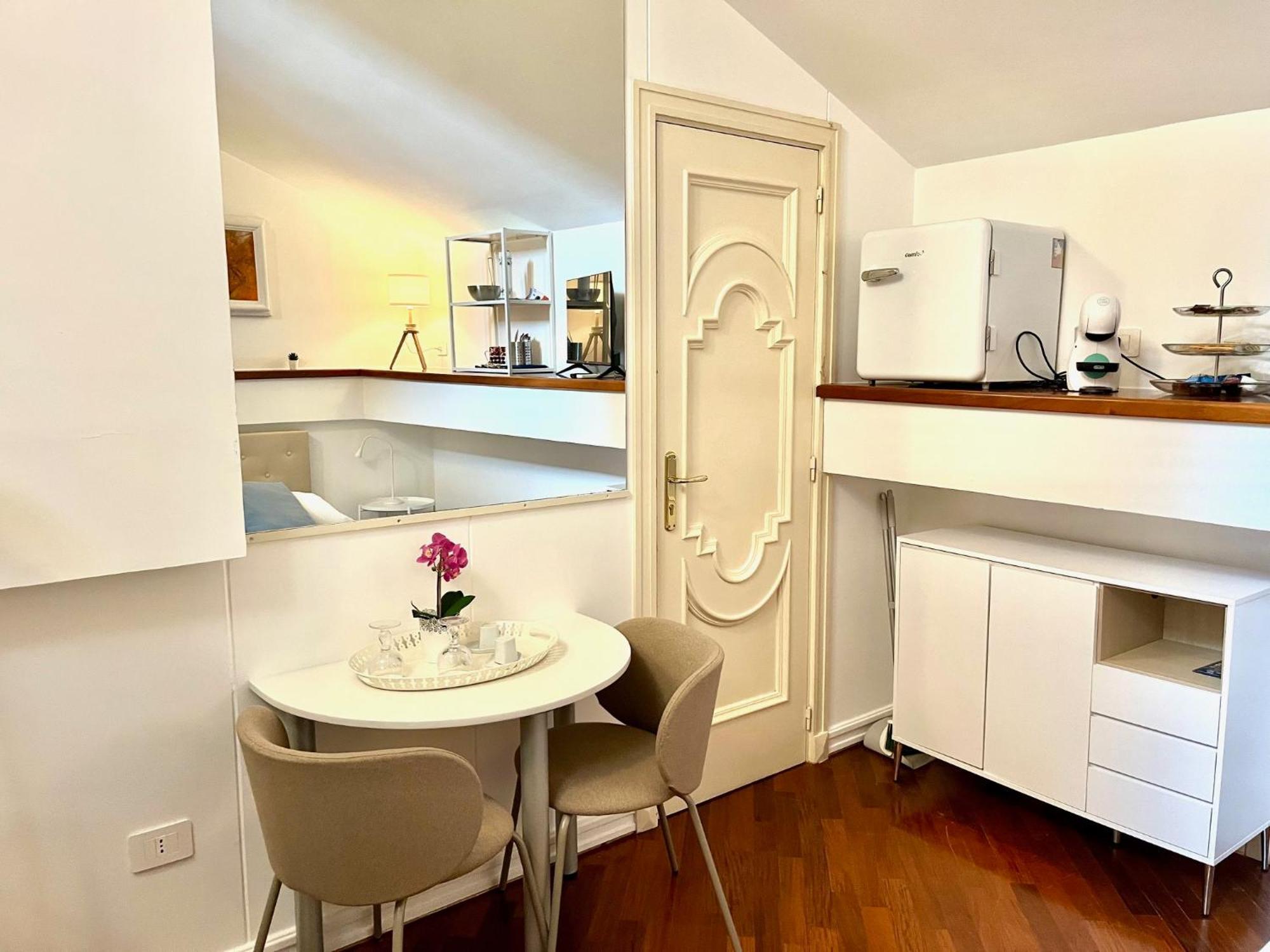 Bella Domus Suites 살레르노 외부 사진